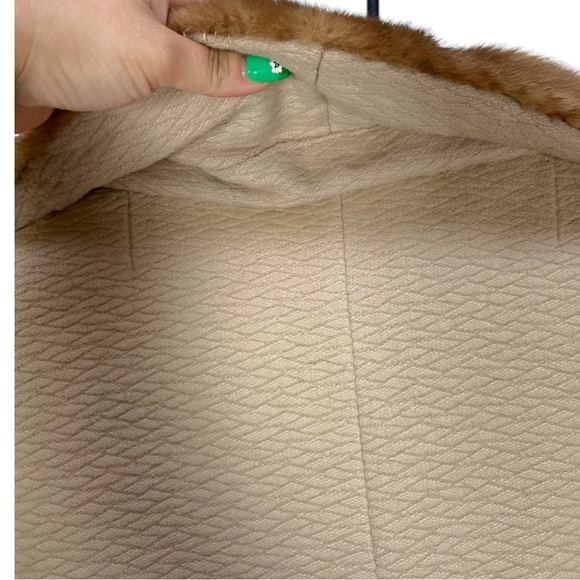 Vintage 50's/60's Tan Bettyjean Furred Fashion Fur Collar Coat with Flaws - Picture 12 of 16